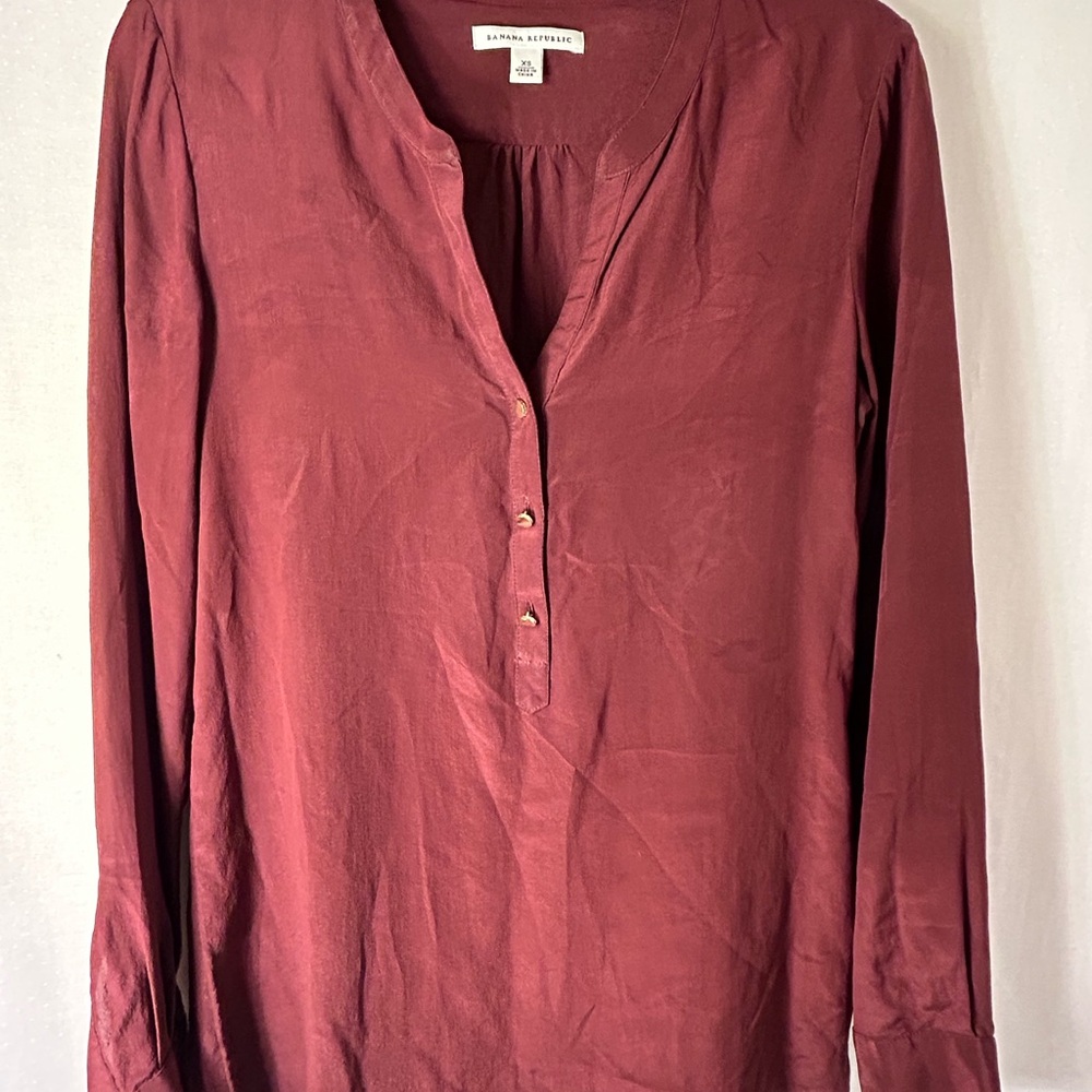 Banana Republic Women’s Long Sleeves Silk Blouse Size XS